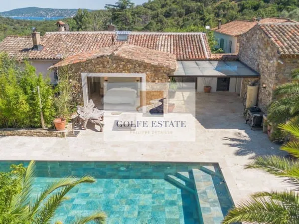 Villa 15 pièces 470 m²