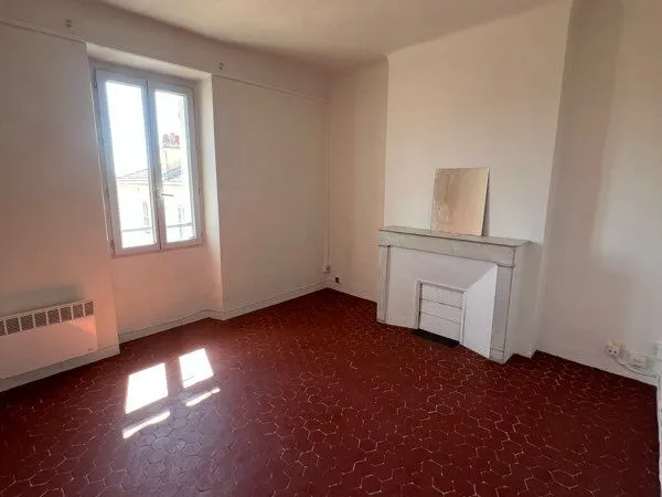 Appartement T3 - Quartier ST Roch - Toulon -