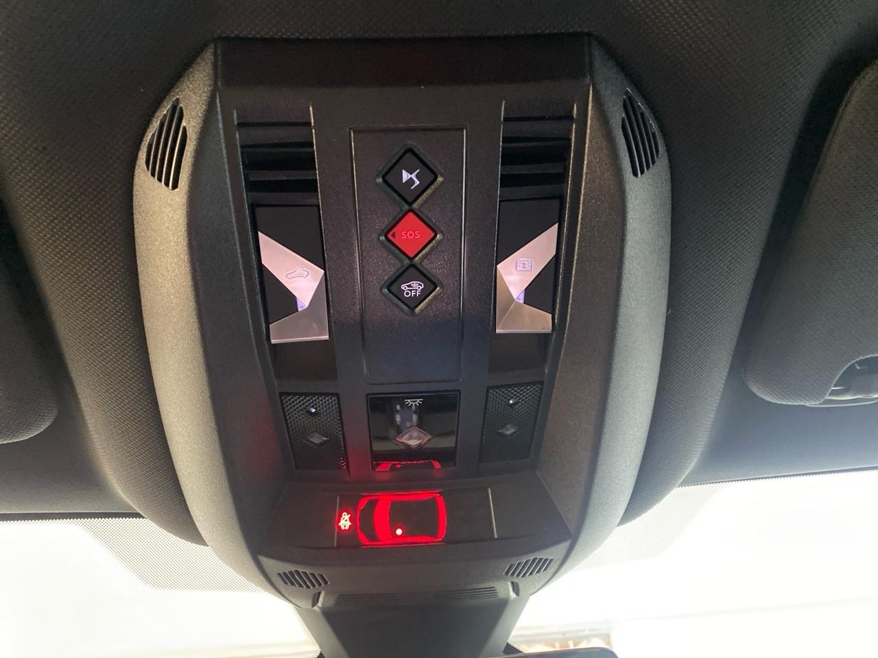 Ds Ds 7 crossback bluehdi 130 eat8 etoile — photo 19