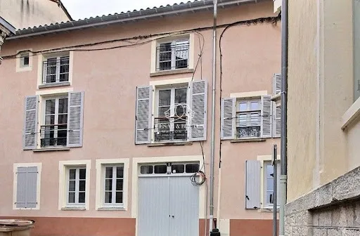 Immeuble 330 m²