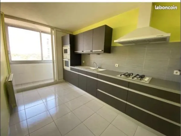 Appartement t5 à louer
