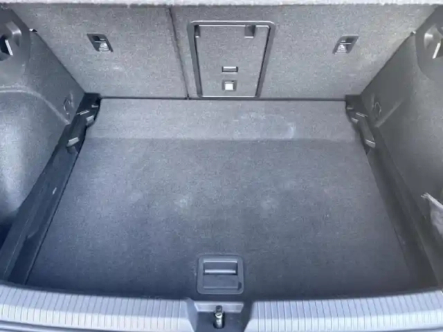 Volkswagen Golf 1.5 etsi opf 130ch r-line dsg7 — photo 8
