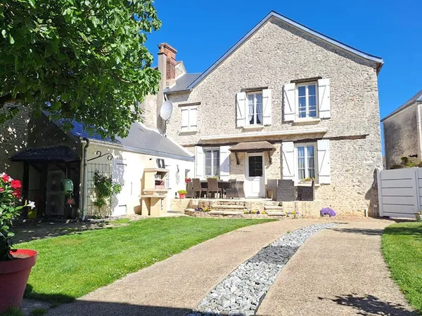 MAISON à vendre secteur AUNEAU