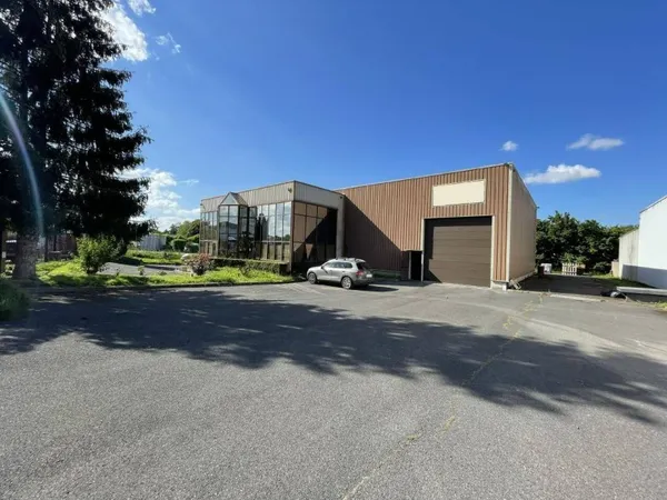 Local d'activité 750 m²