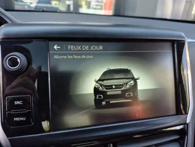 Peugeot 2008 1.2 puretech 110 s&amp;s crossway — photo 28