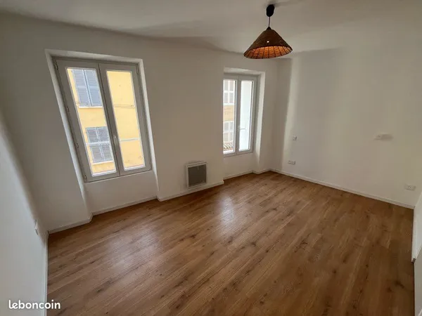 Chambre avec salle de bain