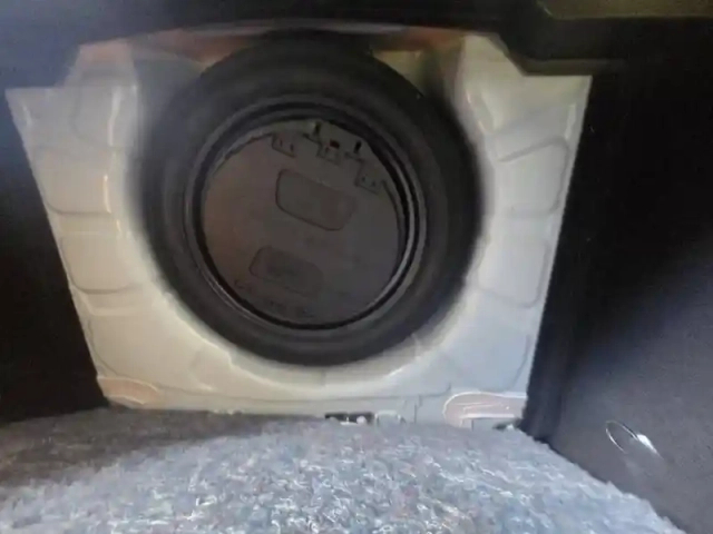Renault Clio blue dci 85 — photo 100