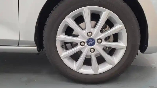 Ford Fiesta 1.0 ecoboost 125 ch s&amp;s bvm6 — photo 18