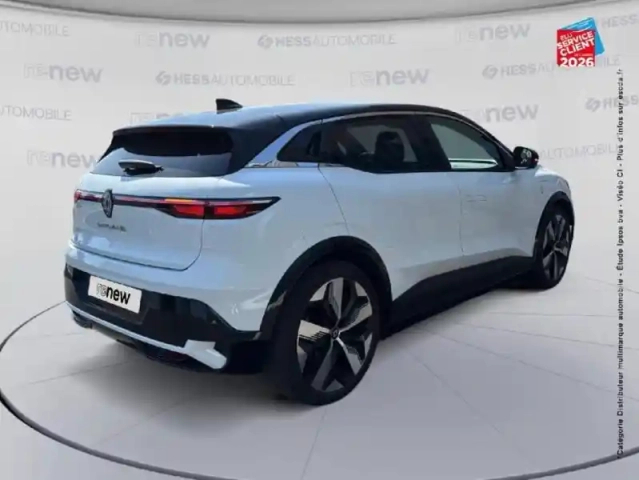 Renault Megane e-tech electric ev60 220ch techno super charge — photo 6
