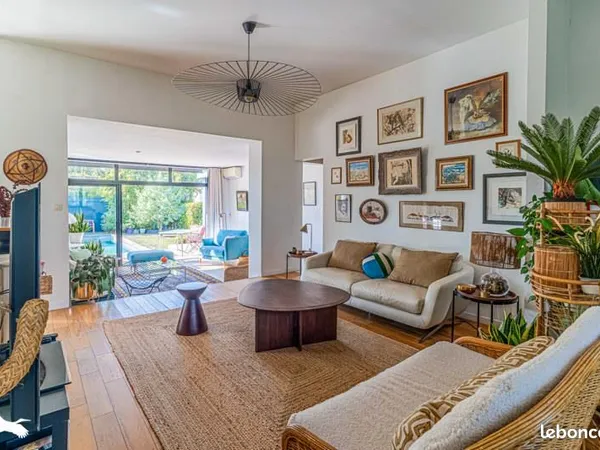 Maison 5 pièces 152 m²