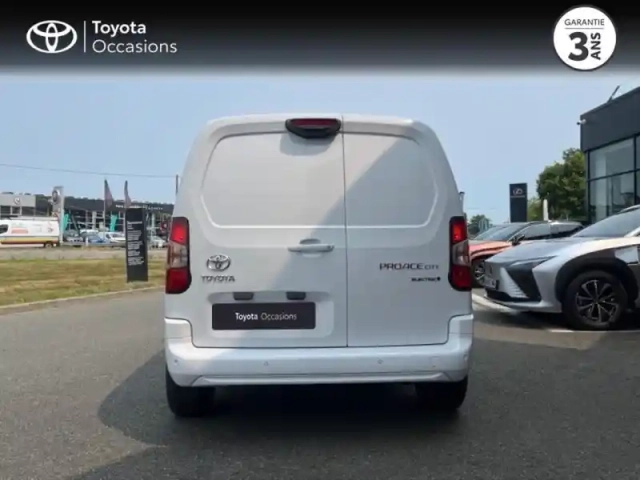 Toyota Proace city electric medium 50 kwh business rc23 — photo 10
