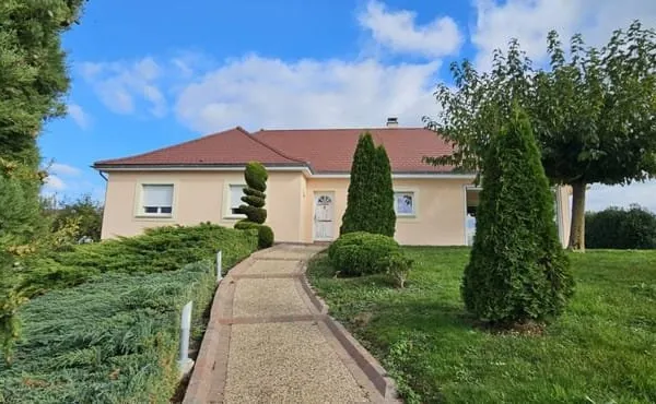PAVILLON de plain - pied - vue dégagée