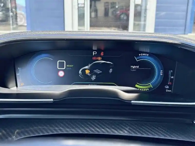 Peugeot 508 hybrid 225 e-eat8 — photo 10