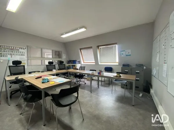 Bureaux 118 m²