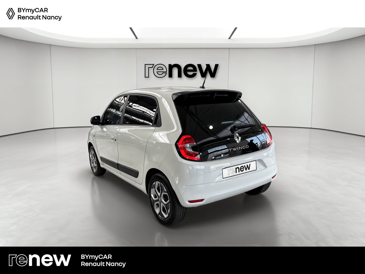 Renault Twingo III E-Tech — photo 2
