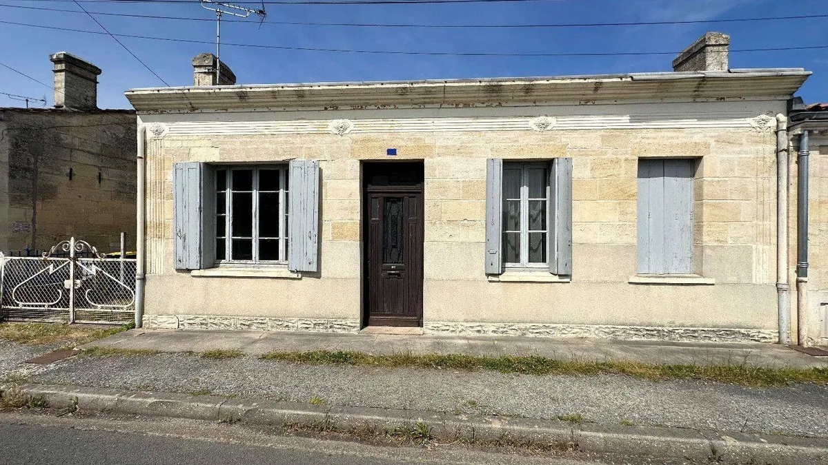 Photo 1