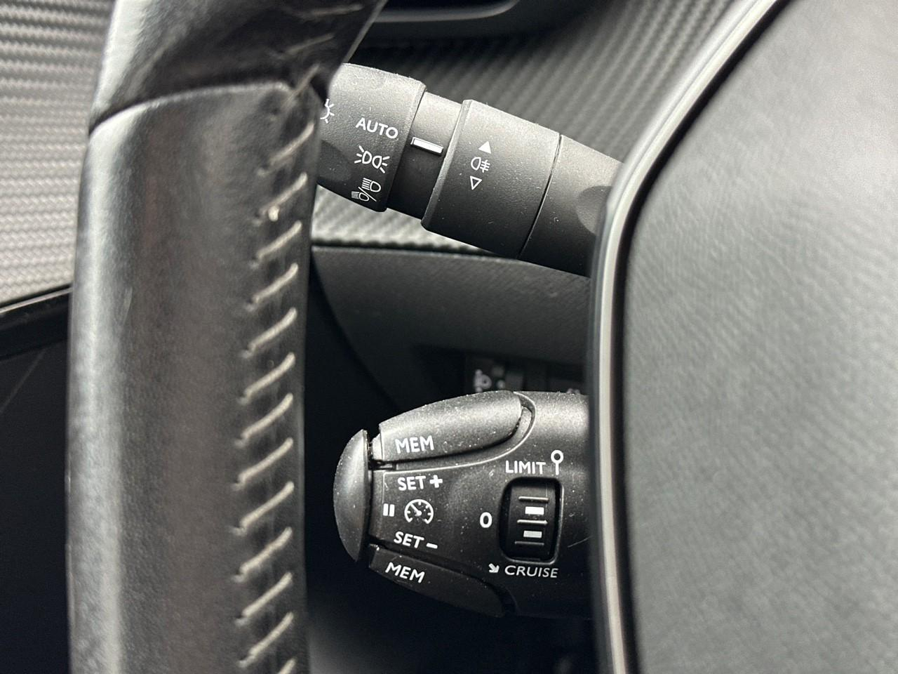 Peugeot 208 puretech 75 s&s bvm5 active business — photo 17