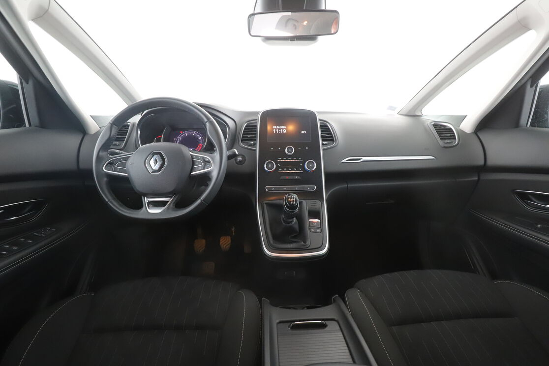 Renault Scenic 1.3 TCe Limited Deluxe — photo 11