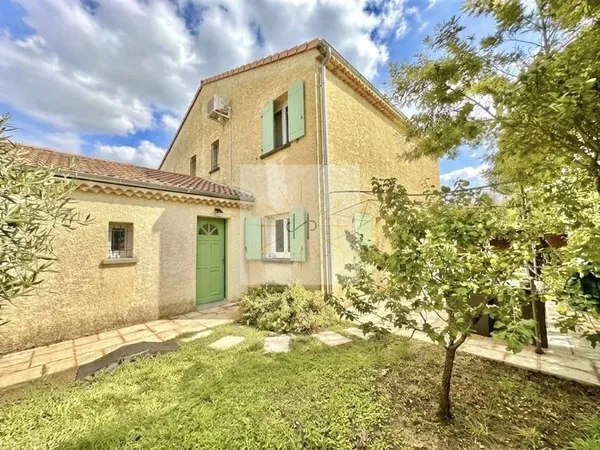 Maison 3 chambres avec jardin et garage