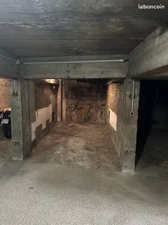 Garage fermé à louer - rue de Vittel, Besançon