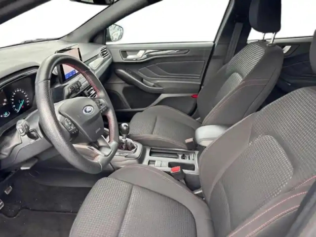 Ford Focus 1.0 ecoboost 125ch st-line — photo 8