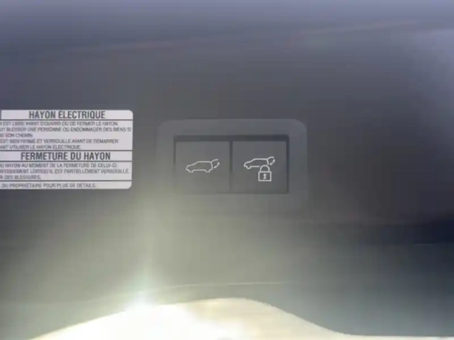 Toyota Yaris hybride 1.5 hybrid 130h gr sport pack techno — photo 9