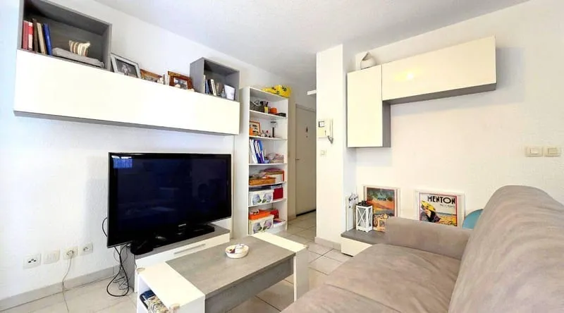 Photo 2