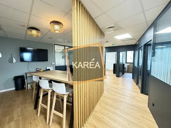 Local professionnel 119 m²