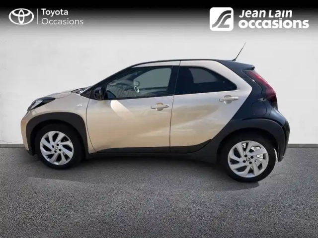 Toyota Aygo X 1.0 vvt-i 72 — photo 8