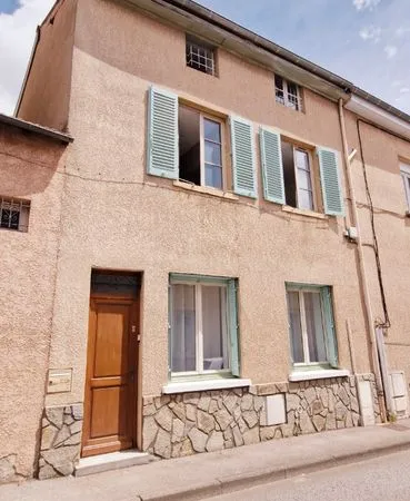 Belle maison rénovée 92 m2 au sol