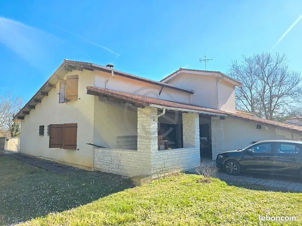 Maison 9 pièces 180 m²