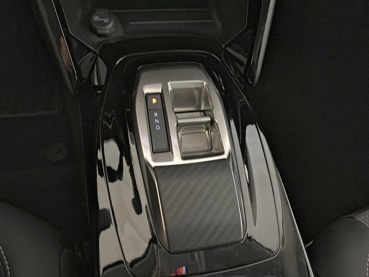 Peugeot 208 hybrid 145 ch e-dcs6 allure — photo 17