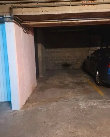 Vend place de parking