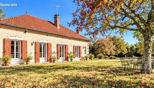 Maison ancienne de caractère, grand terrain - grange - garage