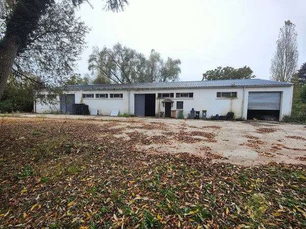 Local d’activité et entrepôt Vente Herblay-sur-Seine  449m² 500000€