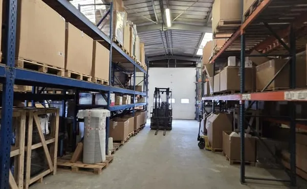 LOCAL D'ACTIVITE/STOCKAGE A VENDRE ANGERS SUD