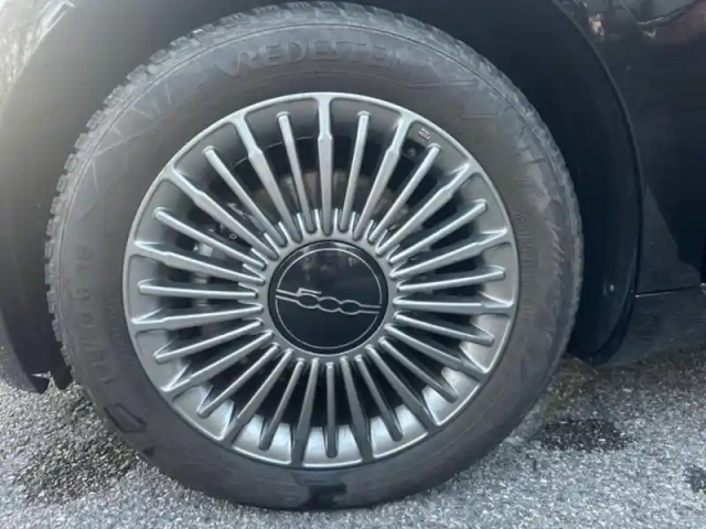 Fiat 500 e 118ch icône — photo 11
