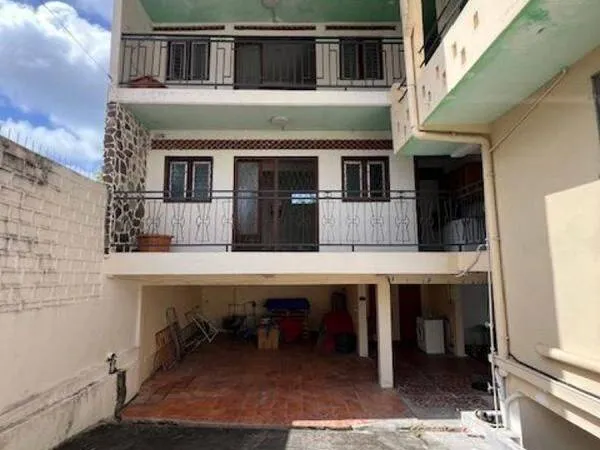 Studio 1 pièce 30 m²