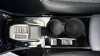 Peugeot 2008 1.2 Hybrid 110ch Allure e-DCS6 — photo 16