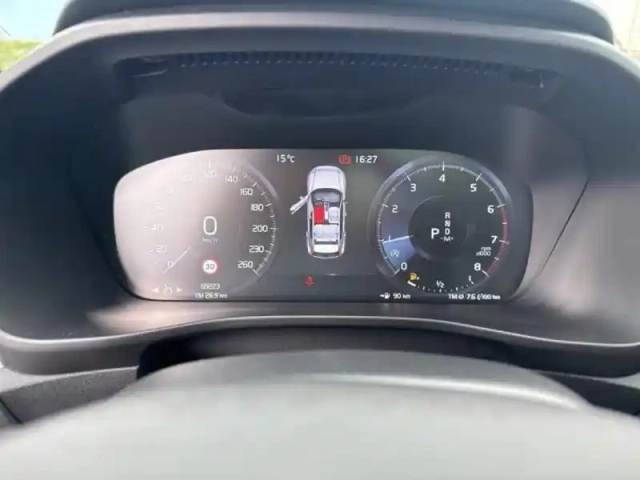 Volvo Xc40 t2 129ch inscription luxe geartronic 8 — photo 13
