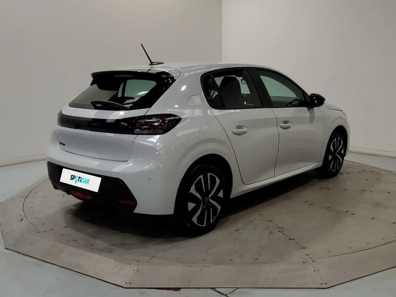 Peugeot 208 turbo 100 ch bvm6 style — photo 5