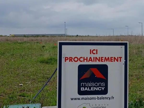 Terrain 450 m²