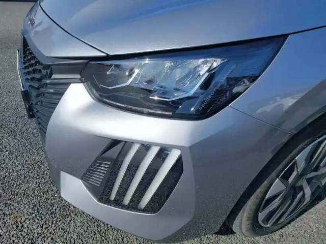 Peugeot 208 puretech 75 s&amp;s bvm5 — photo 36