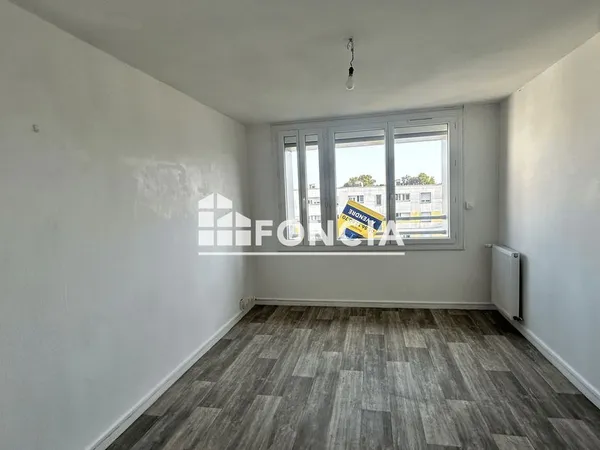 Appartement T2 / résidence rénové / Cave / Parking