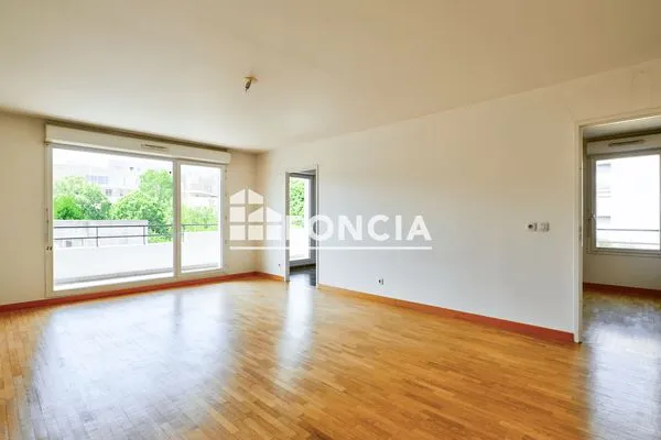 Appartement 4 pièces 84 m²