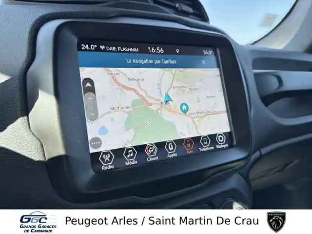 Jeep Renegade 1.3 turbo t4 240 ch phev at6 4xe eawd — photo 20
