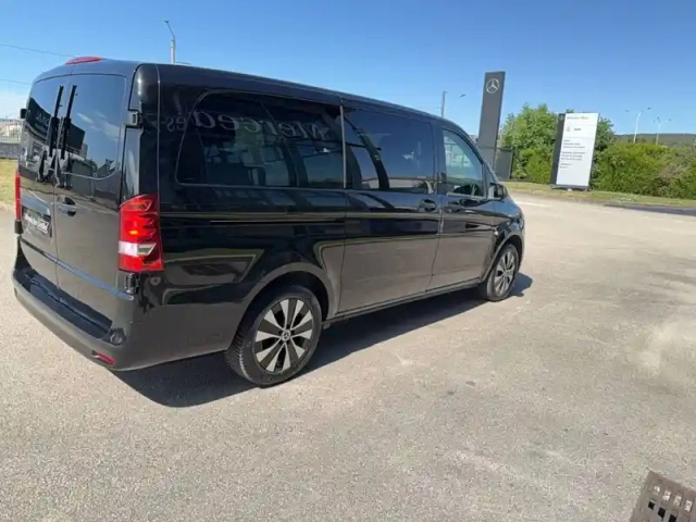 Mercedes Vito tourer 114 cdi lg 9g-tronic 4x4 — photo 7