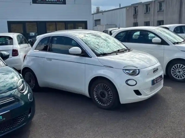 Fiat 500 e 118ch pack confort &amp; style my23 — photo 8