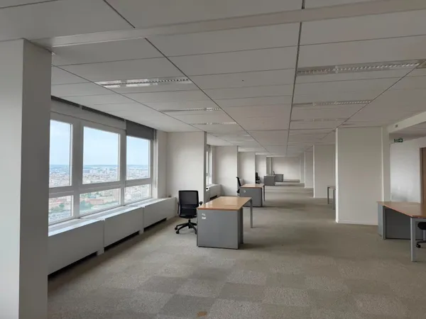 Bureaux La Défense en Tour – Plateau divisible 100 à 420 m²