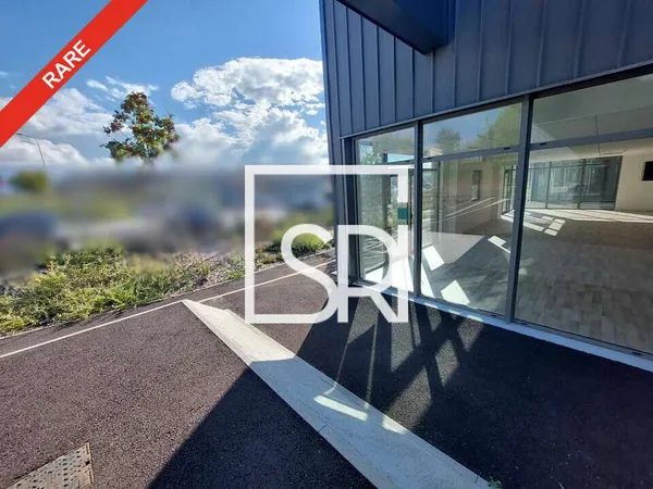 Vente bureaux divisibles 250m² à Pont-du-Château